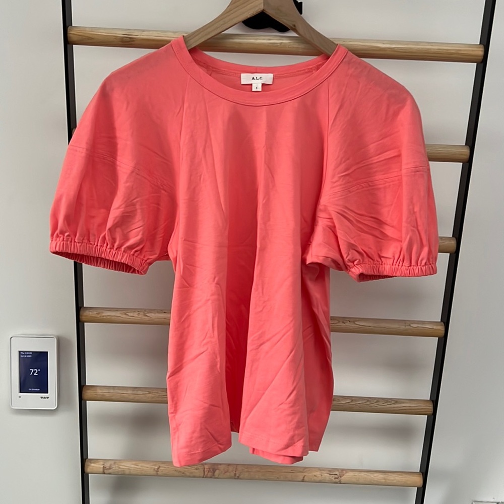 ALC puff sleeve tee size small